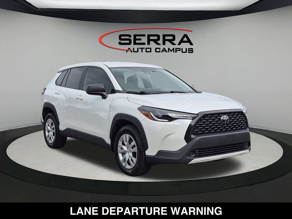 Used 2022 Toyota Corolla Cross L FWD image 14