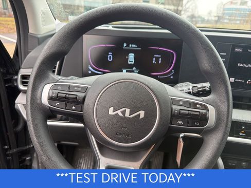 Certified 2023 Kia Sportage LX image 10