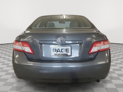 Used 2010 Toyota Camry LE FWD image 21