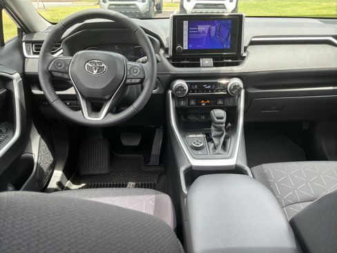 Used 2025 Toyota RAV4 XLE w/ Convenience Package AWD/4WD image 74
