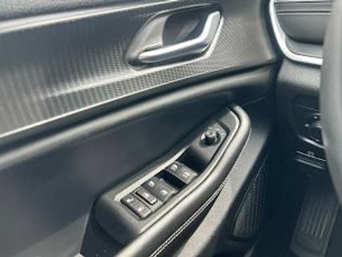 Used 2024 Jeep Grand Cherokee L Laredo AWD/4WD image 12