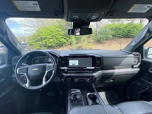 Used 2024 Chevrolet Silverado 1500 LTZ image 20