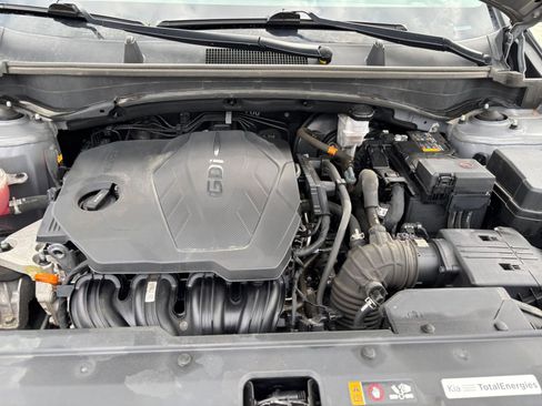 Used 2024 Kia Sportage LX image 31