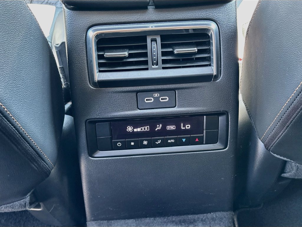 Certified 2024 MAZDA CX-90 Plug-In Hybrid w/ Preferred AWD/4WD image 27