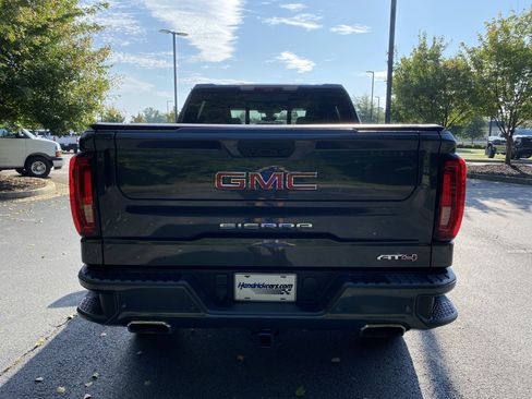 Used 2020 GMC Sierra 1500 AT4 w/ AT4 Premium Package AWD/4WD image 8