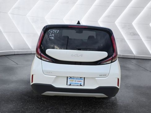 Used 2024 Kia Soul S image 6