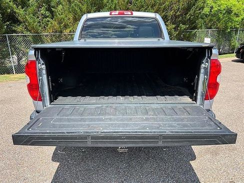 Used 2019 Toyota Tundra SR5 w/ SR5 Upgrade Package AWD/4WD image 45