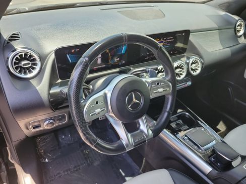 Used 2021 Mercedes-Benz GLA 35 AMG 4MATIC w/ Premium Package image 25