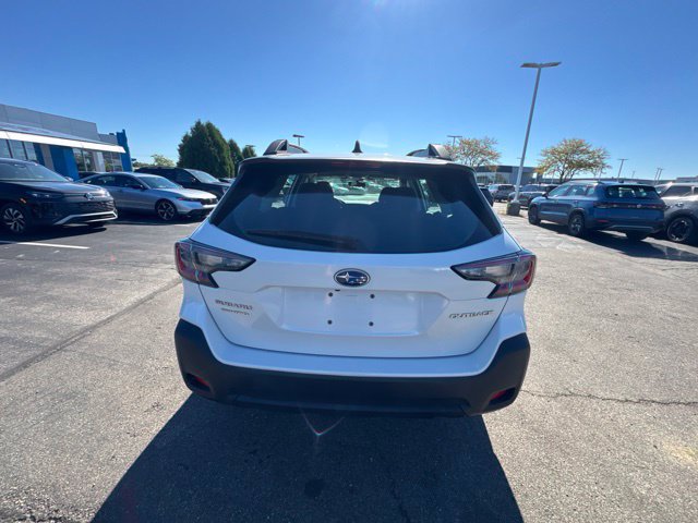 Certified 2024 Subaru Outback AWD/4WD image 6