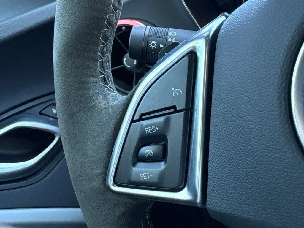 Used 2022 Chevrolet Camaro SS RWD image 23