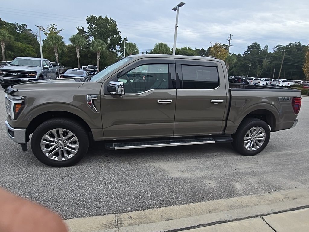 Used 2025 Ford F150 Lariat w/ Equipment Group 502A High AWD/4WD image 4