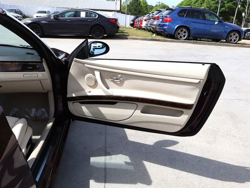 Used 2008 BMW 328i Convertible image 29