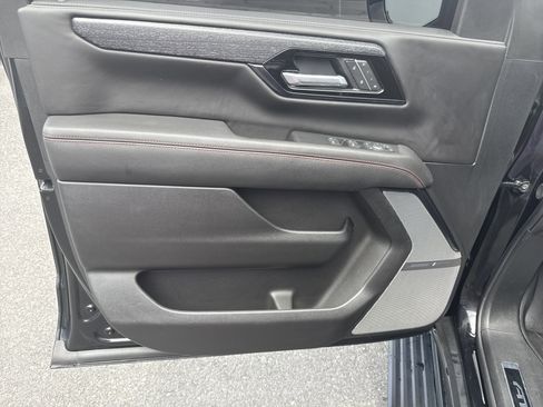 Used 2025 GMC Yukon XL AT4 Ultimate w/ LPO, Floor Liner Package AWD/4WD image 16