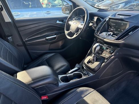 Used 2014 Ford Escape Titanium image 31