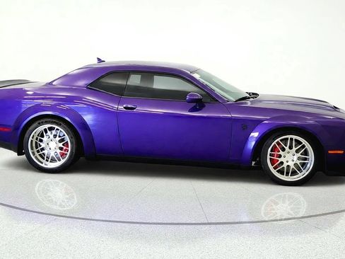Used 2019 Dodge Challenger SRT Hellcat Redeye RWD image 10
