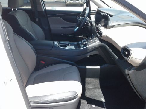 Used 2022 Hyundai Santa Fe Limited FWD image 10