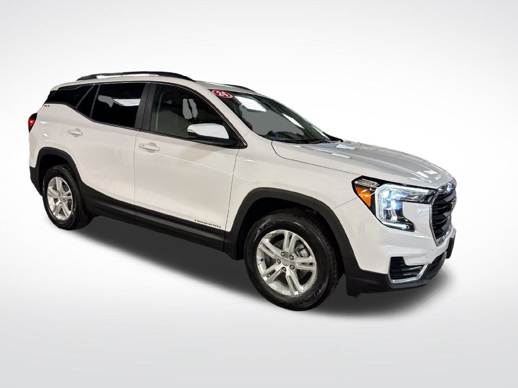 Used 2024 GMC Terrain SLE w/ Driver Convenience Package AWD/4WD image 8