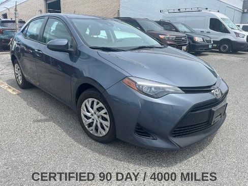 Used 2017 Toyota Corolla LE w/ Carpet Mat Package (TMS) FWD image 1