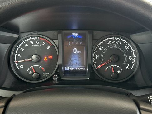 Used 2023 Toyota Tacoma SR AWD/4WD image 20