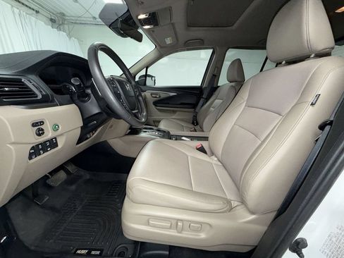 Used 2023 Honda Ridgeline RTL-E image 12