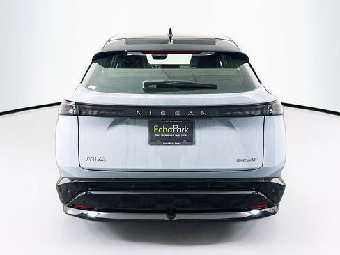 Used 2023 Nissan Ariya FWD image 7