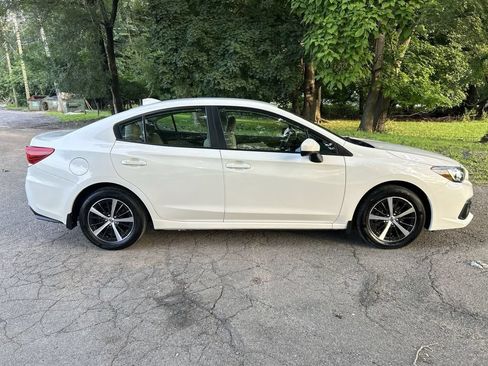 Certified 2023 Subaru Impreza 2.0i Premium AWD/4WD image 9