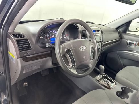 Used 2012 Hyundai Santa Fe GLS image 13