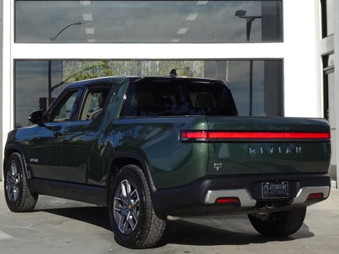 Used 2023 Rivian R1T Adventure image 5