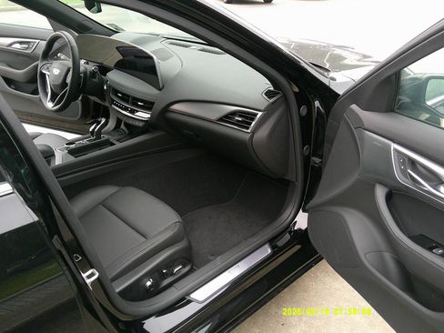 Used 2025 Cadillac CT5 Premium Luxury RWD image 15