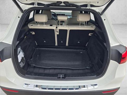 Used 2025 Mercedes-Benz GLA 250 4MATIC image 7