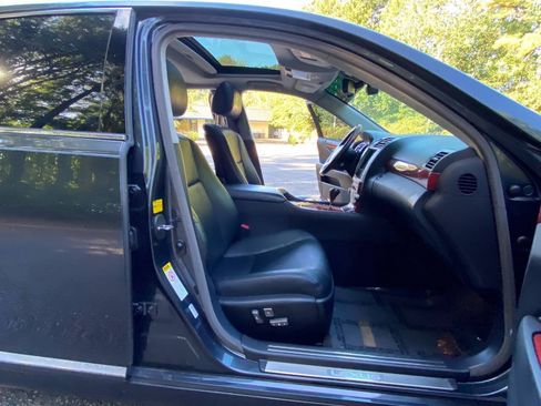 Used 2011 Lexus LS 460 L w/ Luxury Pkg RWD image 54