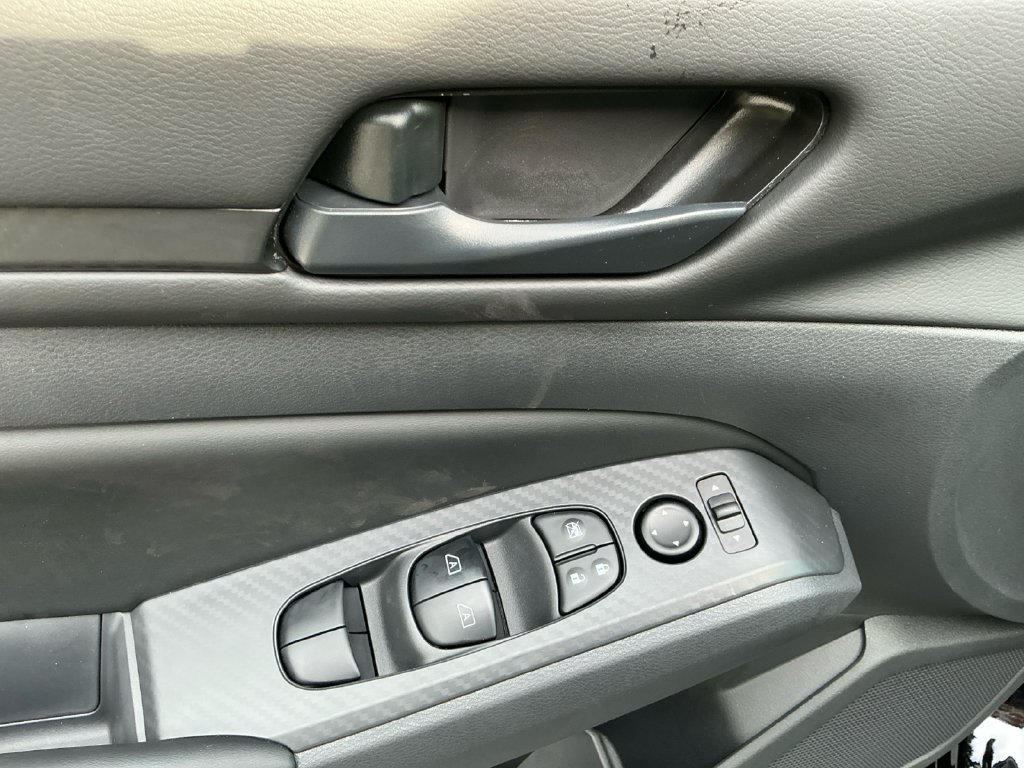 Used 2026 Nissan Altima 2.5 SV FWD image 23