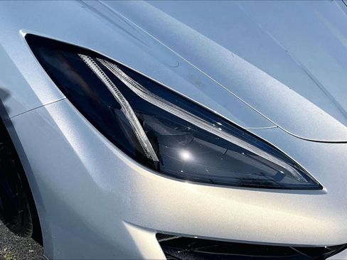 Used 2024 Chevrolet Corvette Z06 RWD image 26