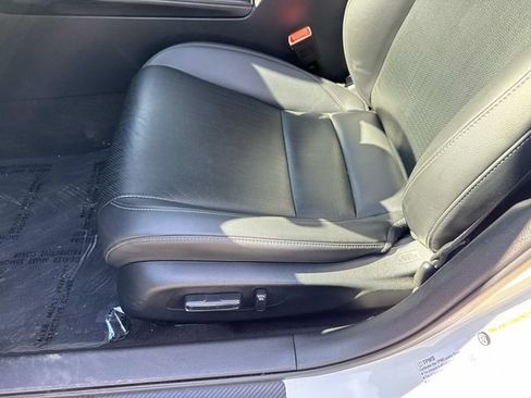 Used 2024 Honda Civic Touring image 15