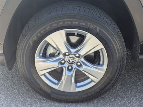 Used 2024 Toyota RAV4 LE AWD/4WD image 14