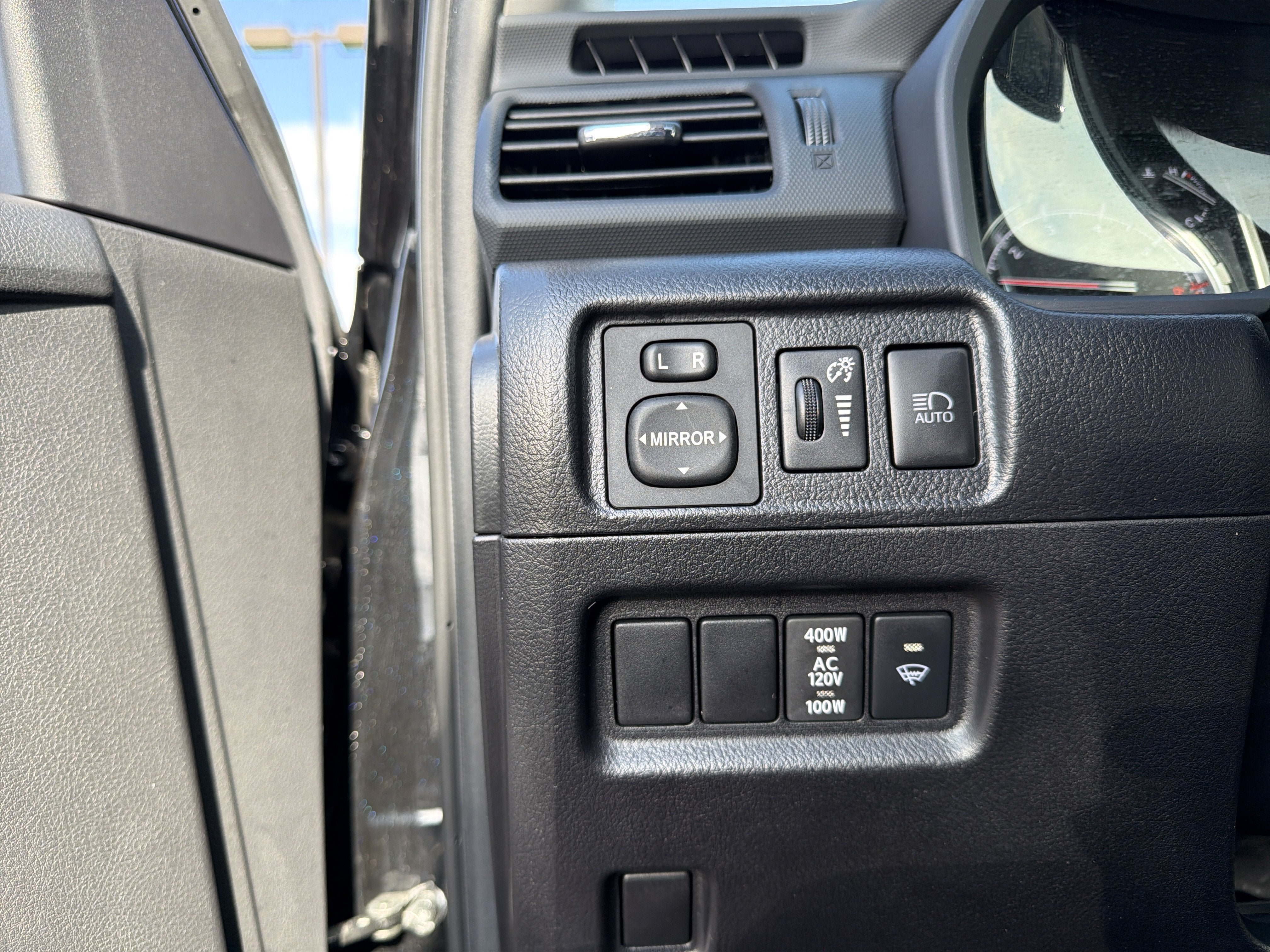 Used 2024 Toyota 4Runner TRD Off-Road Premium w/ Moonroof Package AWD/4WD image 15