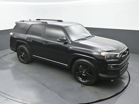 Used 2019 Toyota 4Runner Limited RWD image 30