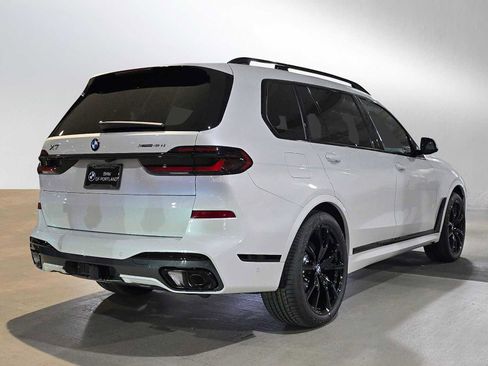 New 2026 BMW X7 xDrive40i w/ Executive Package AWD/4WD image 3