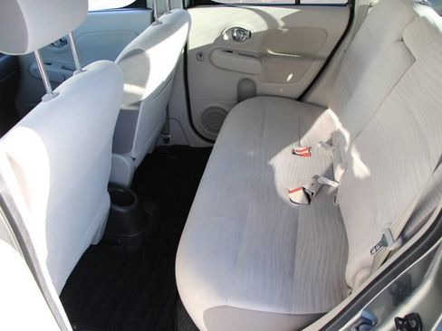 Used 2011 Nissan Cube 1.8 S w/ Interior Designer Pkg FWD image 24