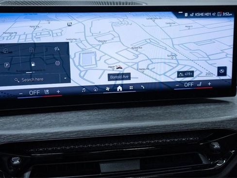 New 2026 BMW 330i xDrive Sedan w/ Premium Package image 19