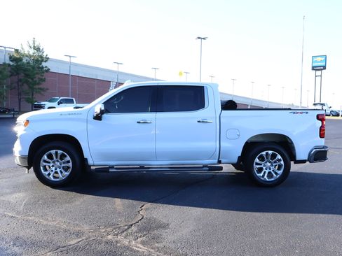 Used 2022 Chevrolet Silverado 1500 LTZ w/ LTZ Convenience Package II AWD/4WD image 34