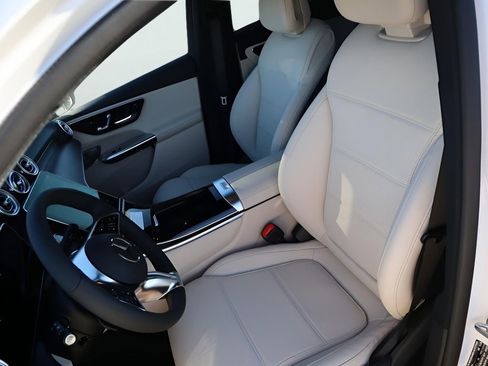 New 2026 Mercedes-Benz GLC 300 4MATIC image 30