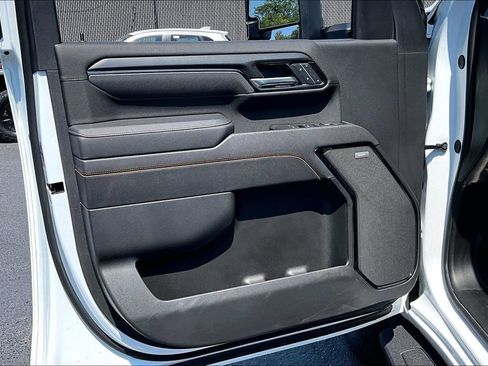 Used 2025 GMC Sierra 2500 AT4 w/ AT4 Premium Plus Package AWD/4WD image 21