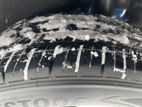 Certified 2022 Ford Escape Titanium image 24