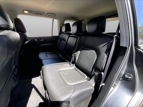 Used 2022 Nissan Armada SV w/ SV Appearance Package RWD image 20