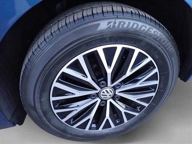 Used 2021 Volkswagen Jetta SE w/ SE Cold Weather Package FWD image 7
