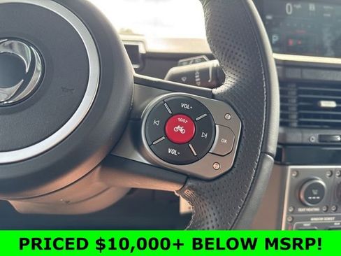 Used 2024 INEOS Grenadier Fieldmaster Edition image 12