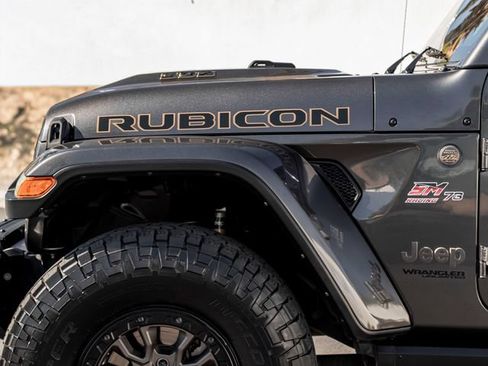 Used 2021 Jeep Wrangler Unlimited Rubicon w/ Trailer Tow Package AWD/4WD image 12