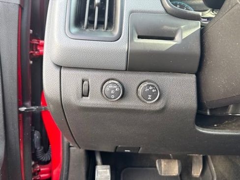Used 2016 Chevrolet Colorado Z71 AWD/4WD image 14
