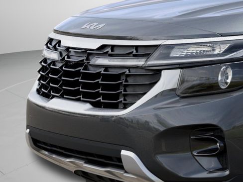 New 2026 Kia Seltos S FWD image 12